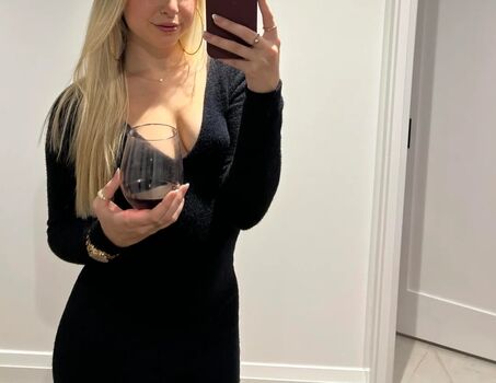 Full leaked Fernanda bauer/ private onlyfans photo