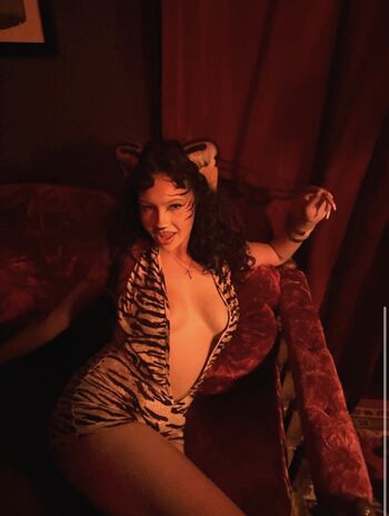 Full leaked Babydana/ private onlyfans photo