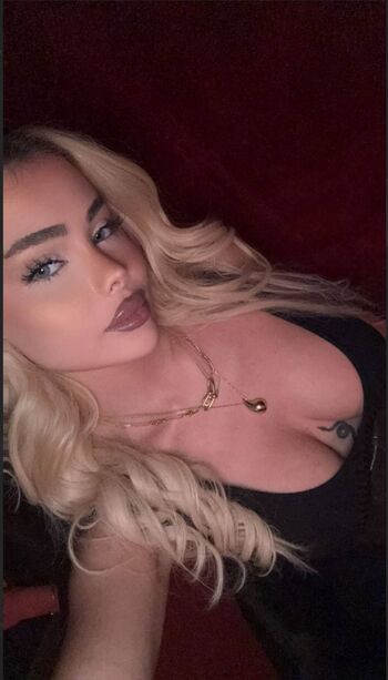 Full leaked Sweettoothh/ private onlyfans photo