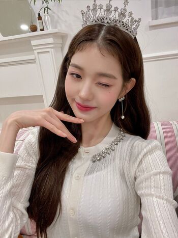 Full leaked Womenk pop page private onlyfans photo