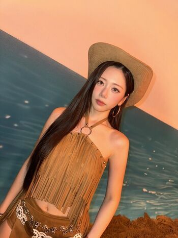 Full leaked Womenk pop private onlyfans photo