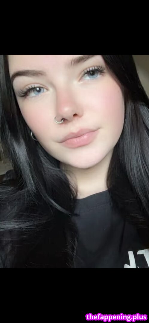 xolilayexo / xxo_oxxoo Nude OnlyFans Photo #5