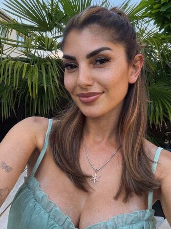 Full leaked Yeliz koc private onlyfans photo