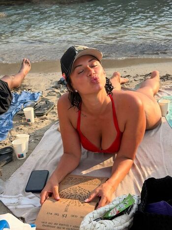 Full leaked Yesjulz private onlyfans photo