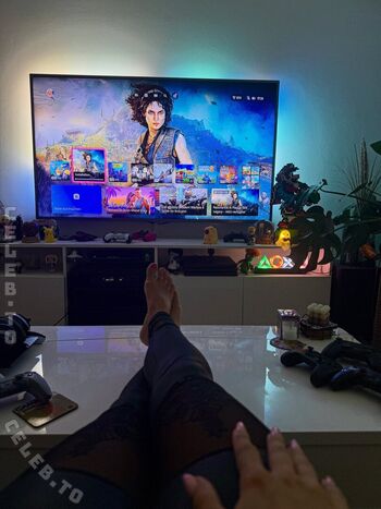 Full leaked Yve gaming private onlyfans photo