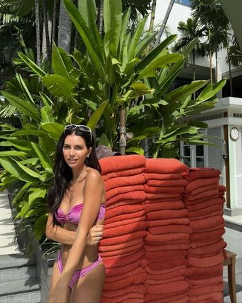 Full leaked Zaira nara private onlyfans photo