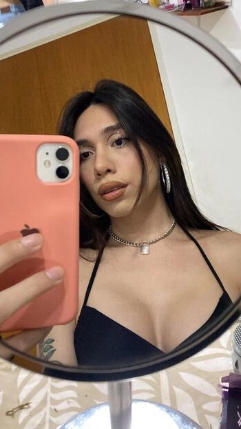 Full leaked Zaramyles private onlyfans photo